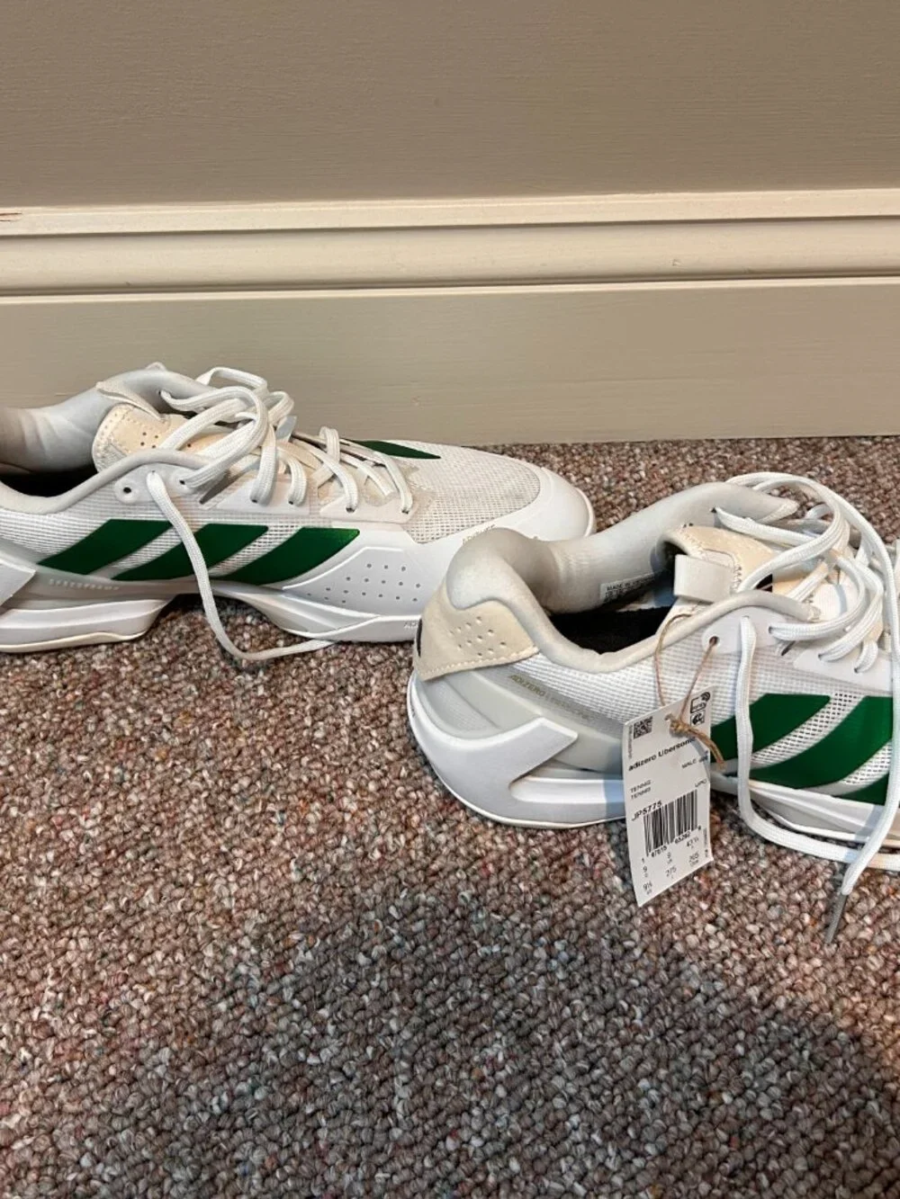 Adidas Tennis or Pickelball Shoes Mens 9 1/2 Ubersonic 5 JP5775